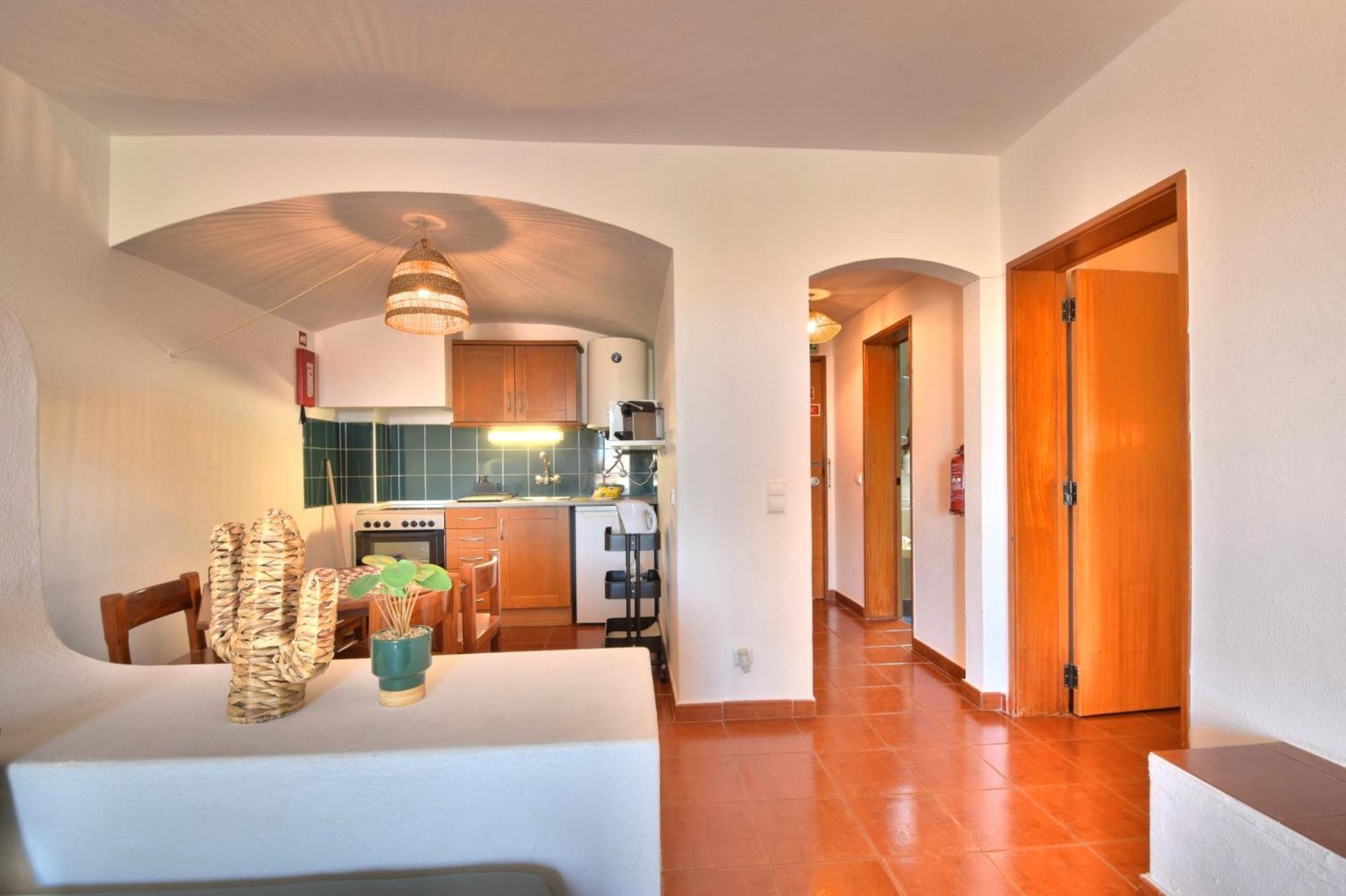 Beguest Oura Vilanova *